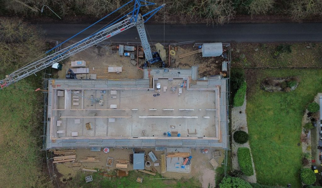 e5569775-f759-41a9-a95b-281d5bf494b1