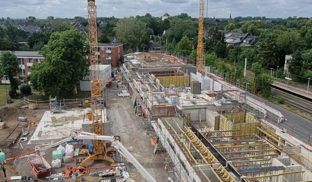 f17c049e-430f-4cd1-afc0-46063e014e8d